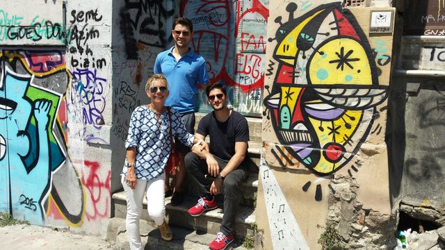 To close 2015, From Istanbul Beyoglu (Pera), the Emends family and beautiful Graff's